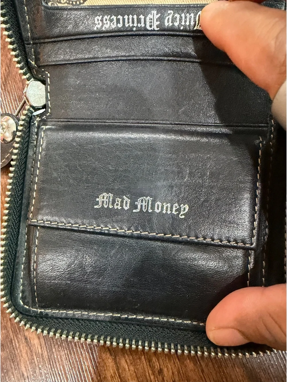 Vintage Juicy Couture Brown Zip Wallet.